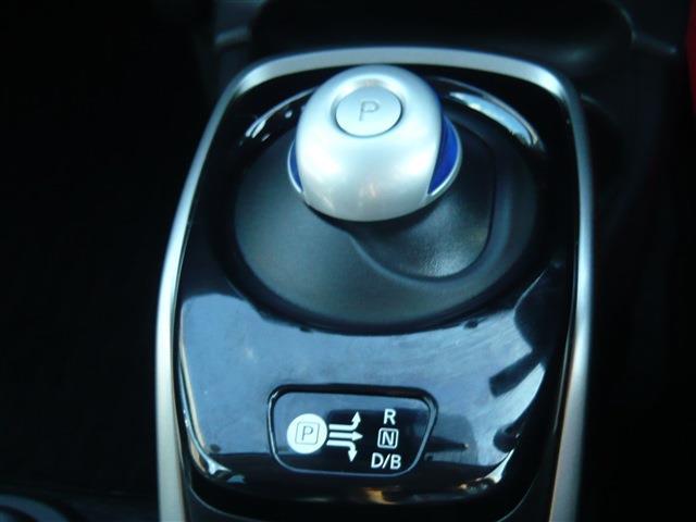 UJ0046135111_11_004.jpg