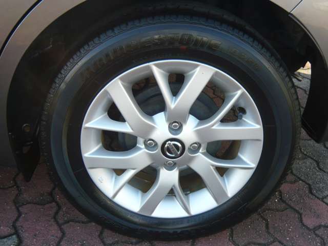 UJ0046135111_38_003.jpg