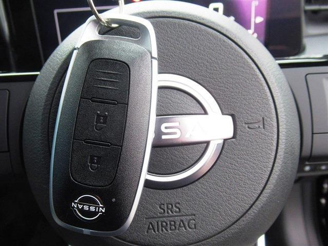 UJ0048325022_51_001.jpg