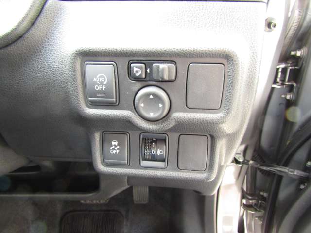 U00048606628_37_001.jpg