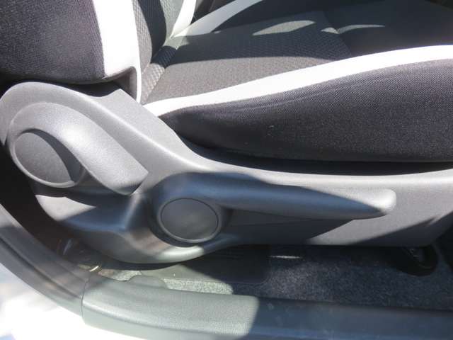 UJ0048359822_37_001.jpg
