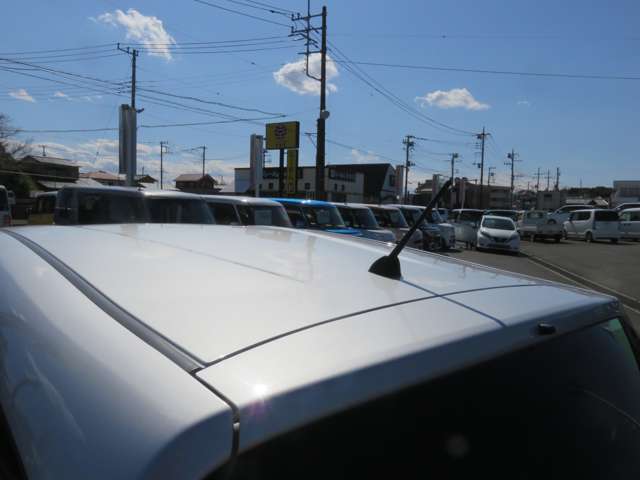 UJ0048359822_57_001.jpg