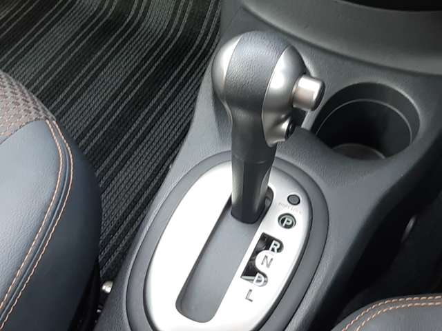 UJ0048291108_36_001.jpg
