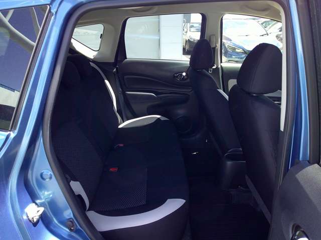 U00048564195_13_001.jpg