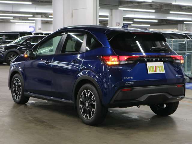 UZ0048256725_10_003.jpg