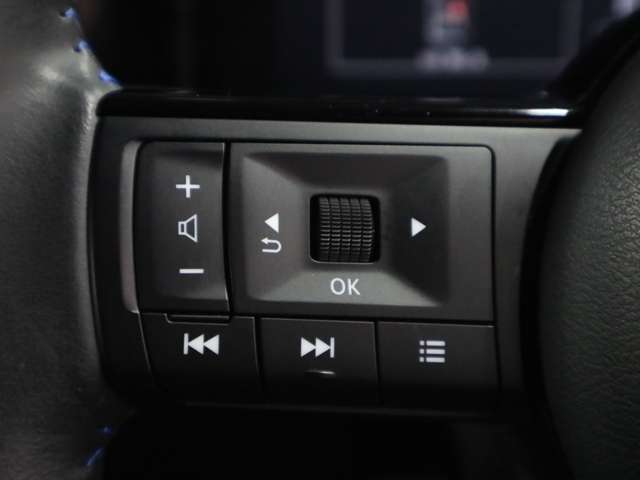 UZ0048256725_45_003.jpg