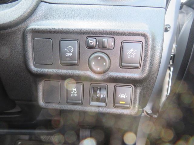 UJ0048386232_12_001.jpg