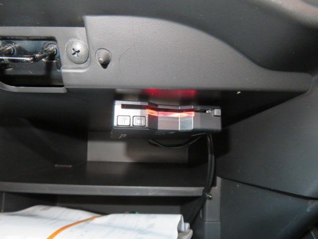UJ0048386232_15_001.jpg