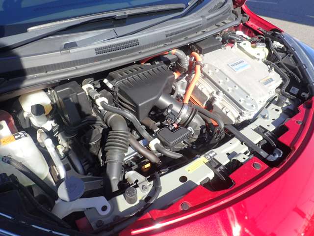UJ0047217402_53_001.jpg