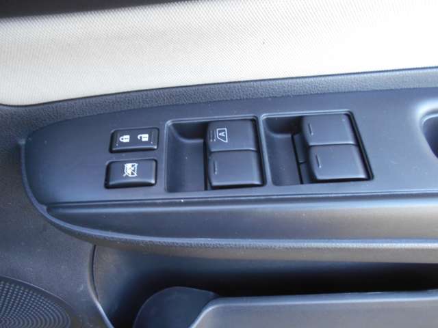 U00047954910_16_001.jpg