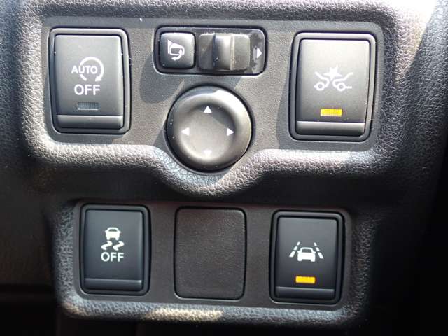 U00048430321_13_003.jpg