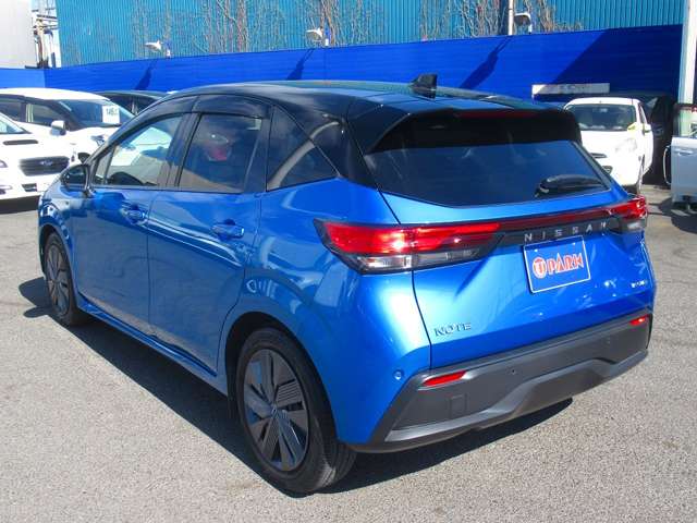 UJ0048027926_34_001.jpg