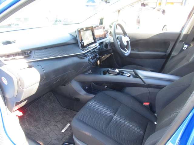 UJ0048027926_44_001.jpg