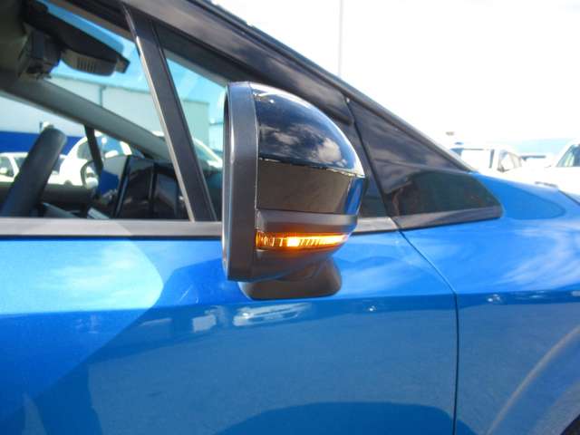 UJ0048027926_63_001.jpg
