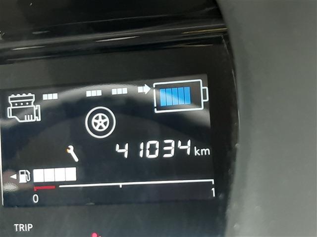 UJ0048493046_19_001.jpg