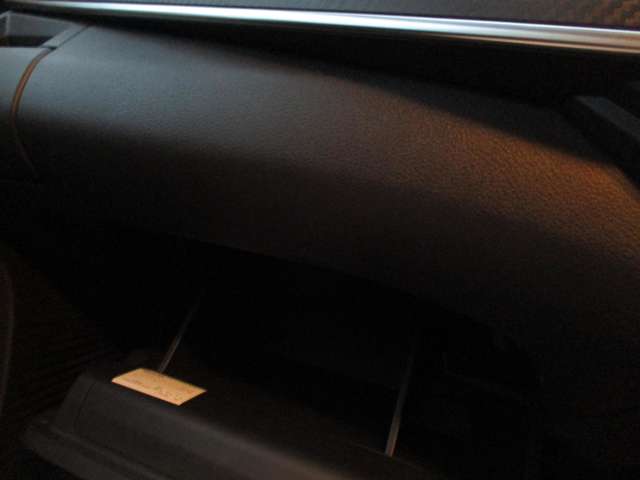 U00048091864_36_001.jpg