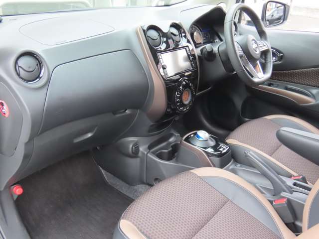 U00046709600_60_003.jpg