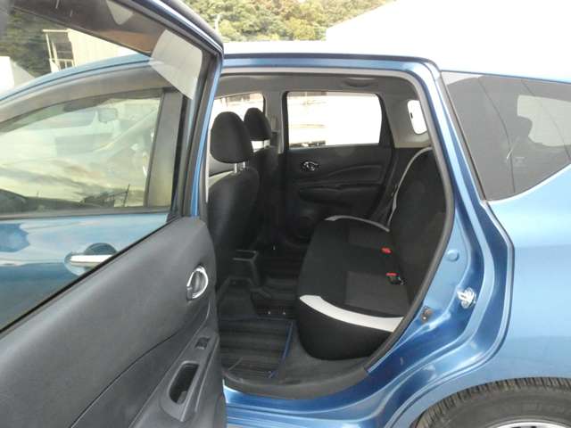 UZ0046885965_45_001.jpg