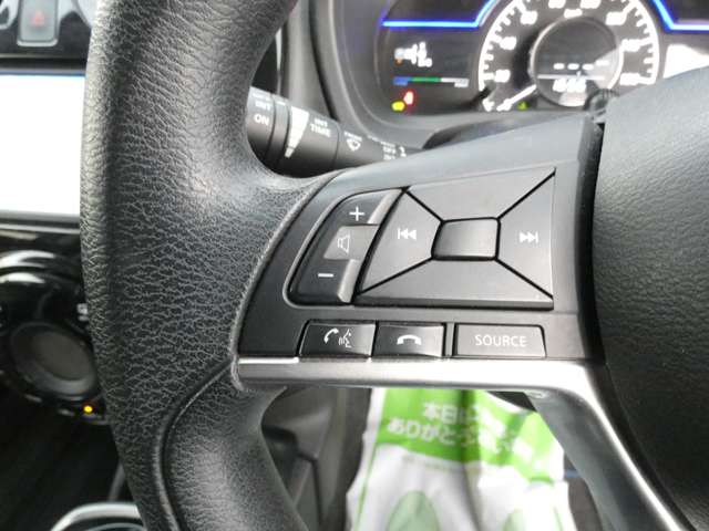 UZ0046885965_72_001.jpg