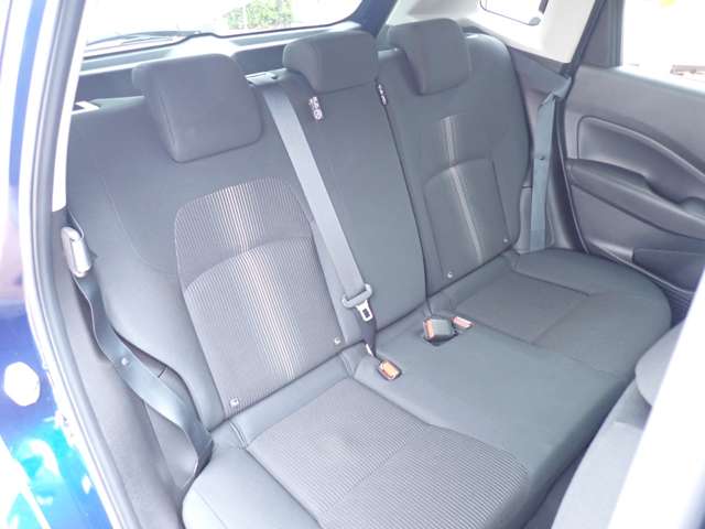 U00048314773_18_002.jpg