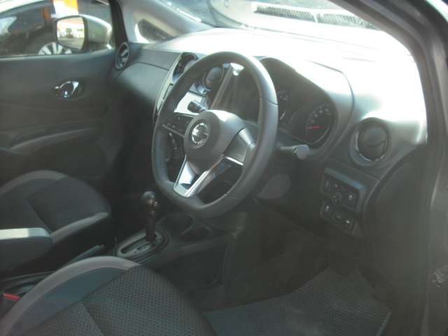 U00048220537_11_001.jpg