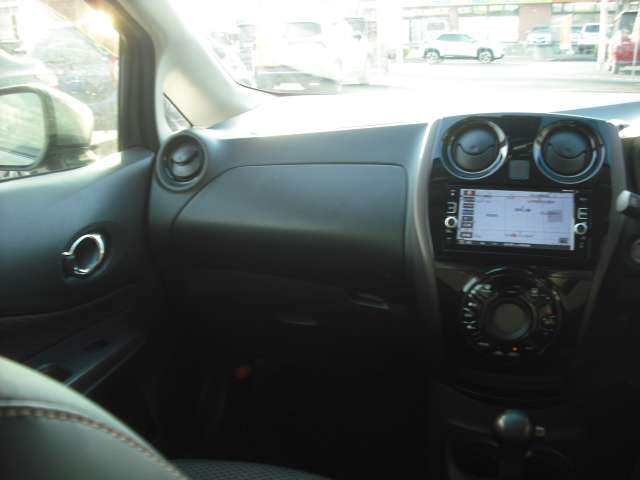 U00048220537_14_001.jpg