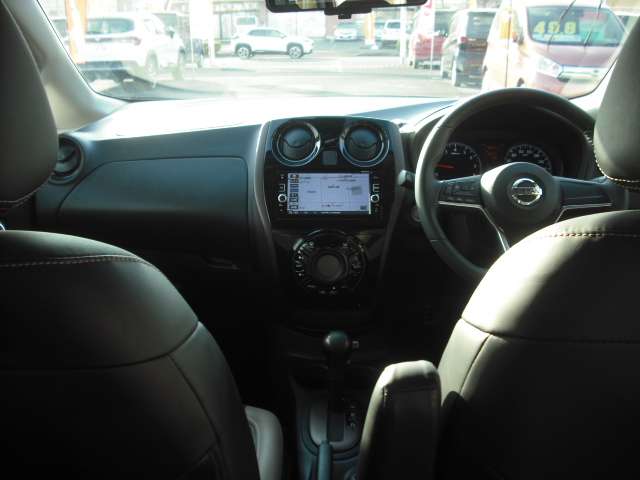 U00048220537_9_001.jpg