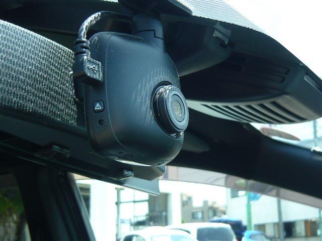 U00047516733_13_001.jpg