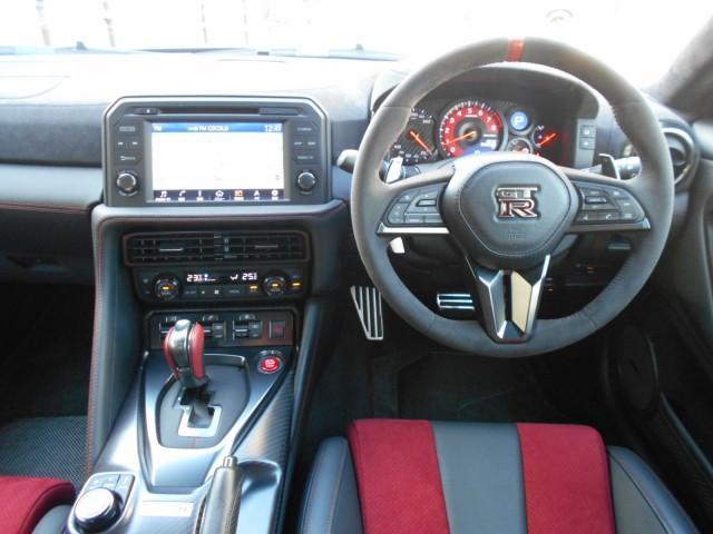 UZ0047812624_14_001.jpg