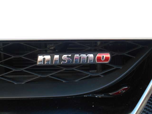 UZ0047812624_43_001.jpg