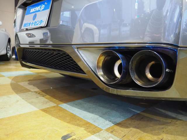 U00048018940_16_001.jpg