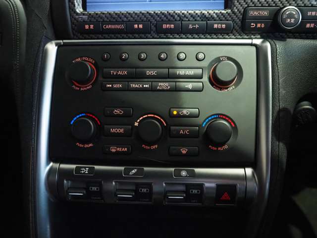 U00048018940_39_001.jpg