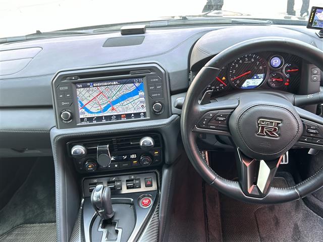 UZ0048629338_32_001.jpg