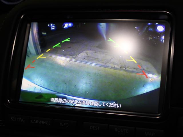UZ0048385421_16_001.jpg