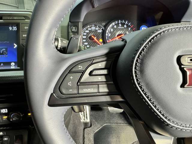U00045850847_70_004.jpg