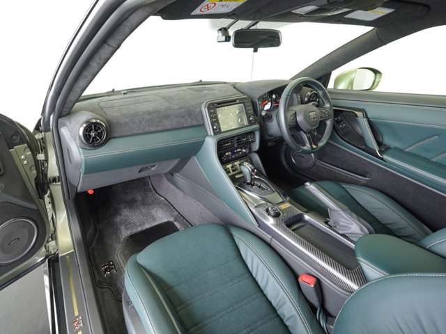 U00045756446_11_001.jpg