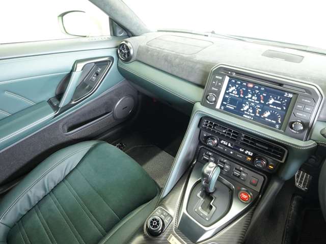 U00045756446_15_001.jpg