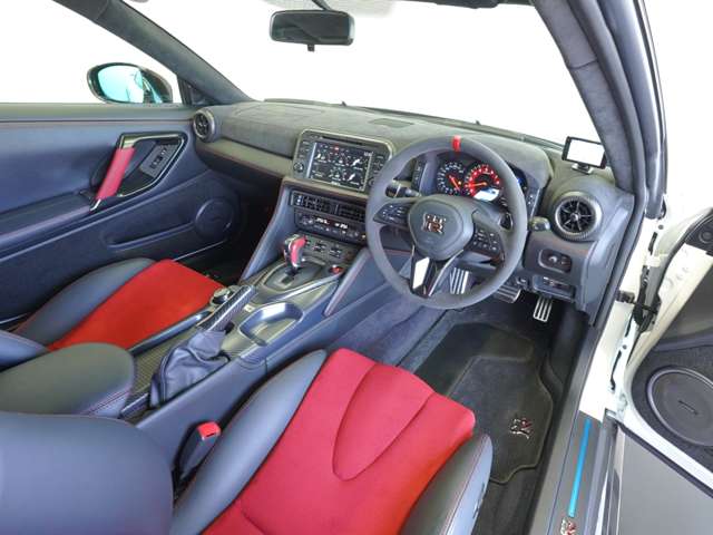 U00048140207_17_001.jpg