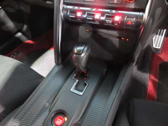 U00047358207_12_001.jpg