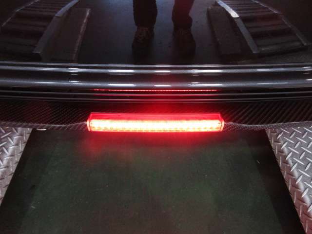 U00048301376_32_001.jpg