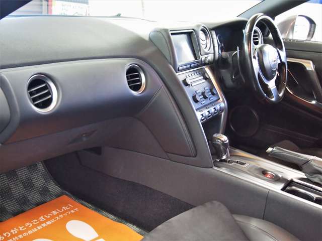 U00034858133_31_009.jpg
