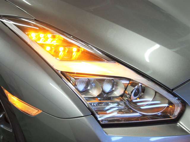U00034858133_76_009.jpg