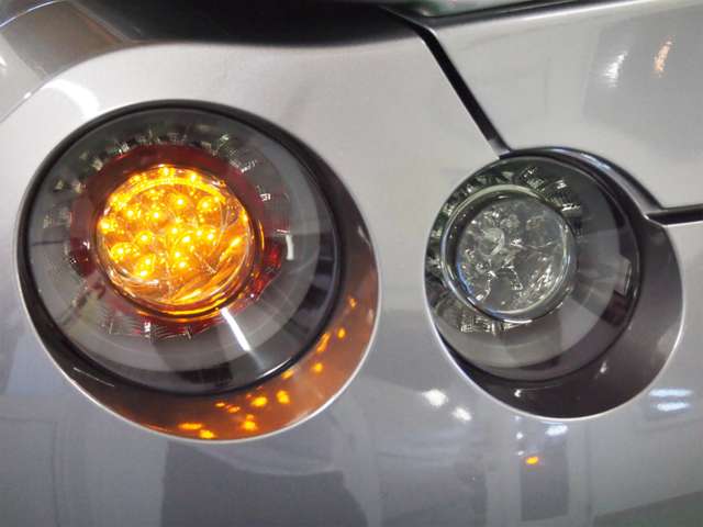 U00034858133_80_009.jpg