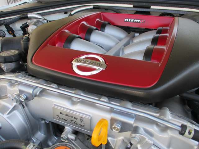 UZ0048553351_2_001.jpg
