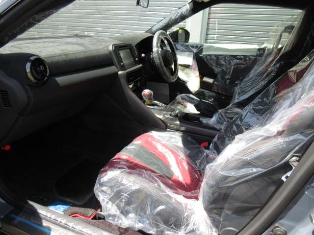 U00042114433_2_001.jpg