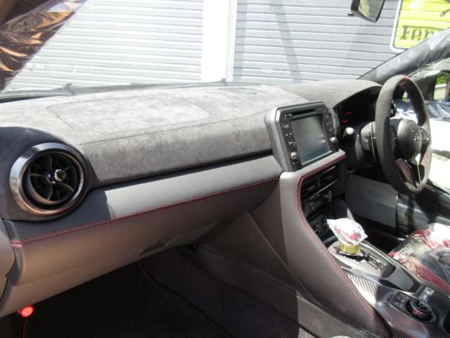 U00042114433_39_001.jpg