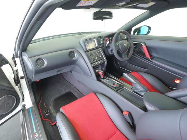 U00043869845_16_002.jpg
