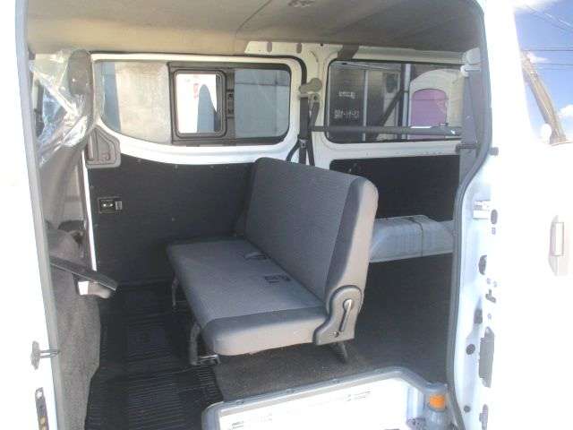 U00048112272_8_001.jpg