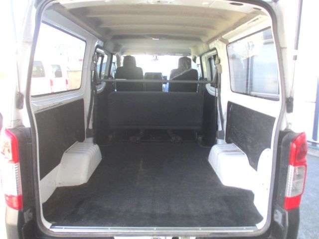 U00048112272_9_001.jpg