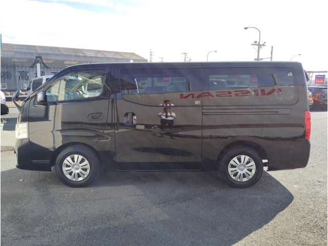 U00047780181_5_001.jpg
